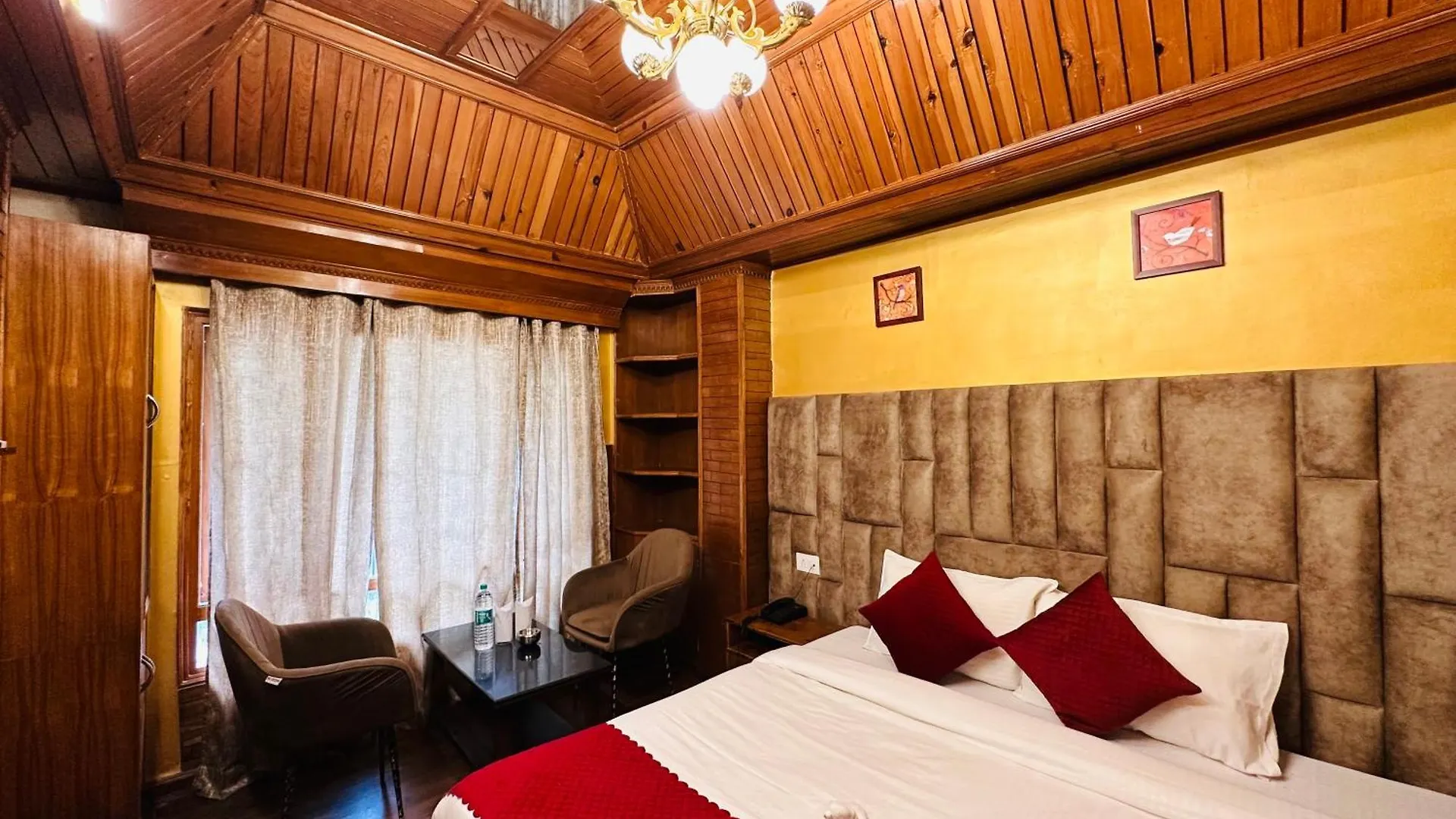 ***  Hotel Avalanche Shimla Indien